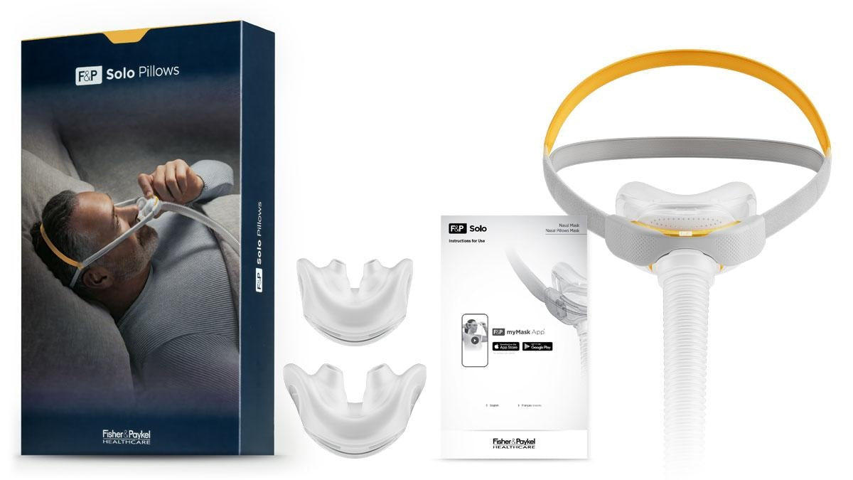 The Solo Pillows FitPack: the box, two spare pillows cushions, the guide, and the assembled mask